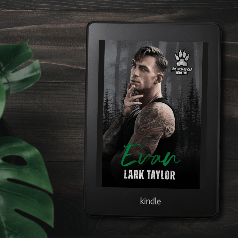 Evan by Lark&nbsp;Taylor