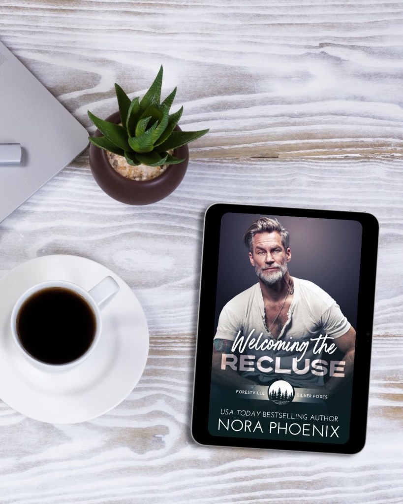 Welcoming the Recluse by Nora&nbsp;Phoenix